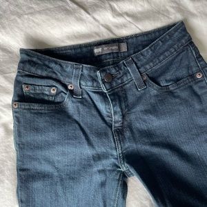 Levi’s 535 Skinny Jeans